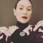 Yael Stone Instagram - A Logies ‘YES’ #voicetoparliament #voicereferendum