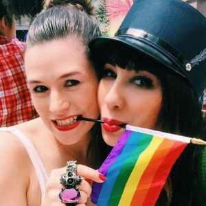 Yael Stone Instagram - A decade of friendship. @jackiecruz 🍊♥️