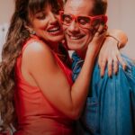 Yamila Reyna Instagram – Y volví! 
Nose como pasaron 6 años…
Pero volver a verlos en vivo, sentir las risas, los aplausos, ver sus caras! sentir esa energía, pfff si supieran lo feliz que me hacen sentir!
3000 personas en apenas 3 funciones! 
Gracias gracias y gracias!
Nos vemos hoy en @mimadreminoviayyo.cl 🎭 
Sueñen con los ojos abiertos, SIEMPRE
Gracias @teatro_nescafe que lujo tu escenario.
