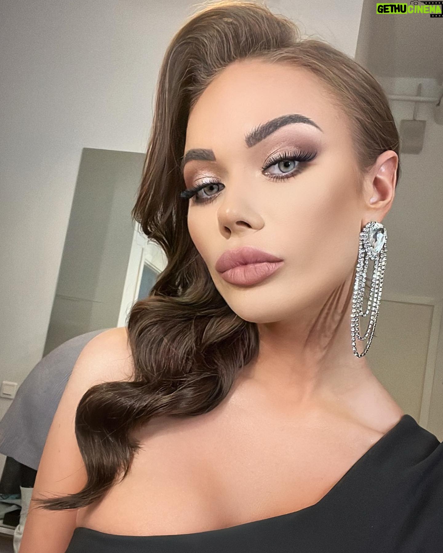 Yana Koshkina - 28.2K Likes - «10 sexy» на @muztv!
Новые выпуски уже скоро в эфире.
Кто смотрит нас каждое воскресенье?😻