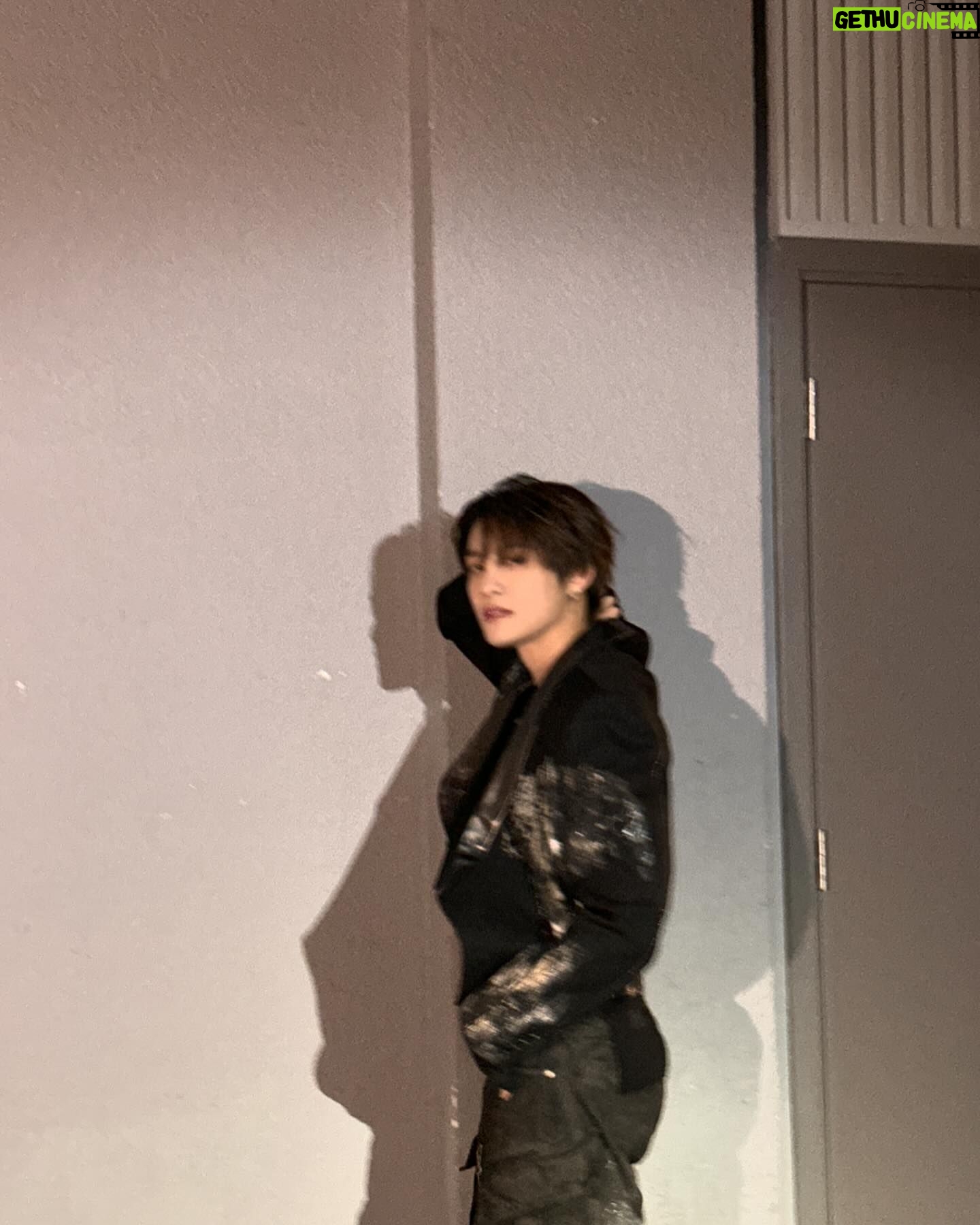 Yangyang Instagram - KCON~~ 오늘도 너무 재밌게 놀았습니다~❤️❤️ WayZenNi 오늘 어땠어요? 우리 보고 싶었었죠ㅋㅋㅋ 나도 우리 WayZenNi 너무 보고 싶었어 (scroll until the last slide)