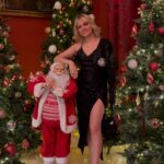 Yanina Studilina Instagram - А как вы отметили Новый год 2024? 1-10? Только честно💫 🐲💫