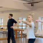 Yanina Studilina Instagram - Каждая премьера - это новый вызов, новые эмоции! До премьеры спектакля «Ночь Нежна» по роману Ф. Фицджеральда осталось 2 дня! Каждый день: вокал, танцы, репетиции. Хотим вас порадовать еще один красивым спектаклем. Решила поделиться с вами нашими репетициями 💃 Поздравляю победителей @__nina_yudina__ @kirillina_tm @tatiana19830610 @nata.photo.journalist с вами свяжутся и расскажут как забрать пригласительные билеты на 12,19 апреля! До встречи ✌️ #премьера #театр #ночьнежна #фицджералд