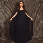 Yara Instagram – عساكم من عواده وأعاده الله عليكم بالخير والبركة …  #عيد_فطر_سعيد 🤍

يارب تكون كل أيامكم خير وسعادة 😍🙏🏻

Dressed by: @aavvafashion 🖤
Makeup: @charbel.assaf.makeup 
Hair: @wassimsteve 
Jewelry: My collection #LoveMeLoveMeNot 🌼 @samrajewellery 
Contact lens: My collection “Hazel Tan” @samacontactlens 👁
Photographer: @zobiansaadofficiall 

#Yara | #يارا