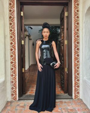 Yara Shahidi Instagram - 🎬🎞️THE IMAGE AWARDS 🎬🎞️ 
Tonight was such a beautiful celebration of our art and culture and I’m honored to have been nominated for #sittinginbarswithcake 🤎 Grateful for the space to come together and pour into one another @naacpimageawards ⭐️