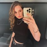 Yasemin Kay Allen Instagram - Ayrıntıda gizlidir.