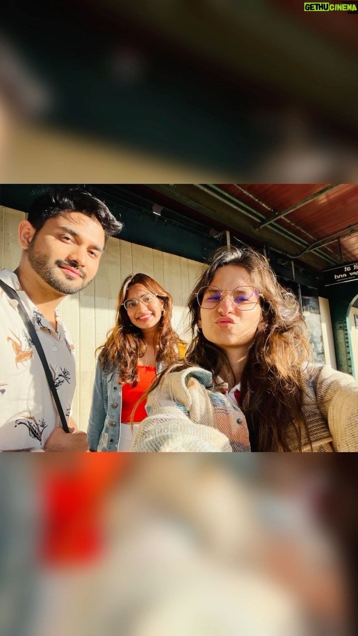 Yashaswini Dayama Instagram - Did someone say wanderlust? 🥰🫠 The ending is my favourite 😂🙈 . . #himachal #mumbai #newyork #garhwal