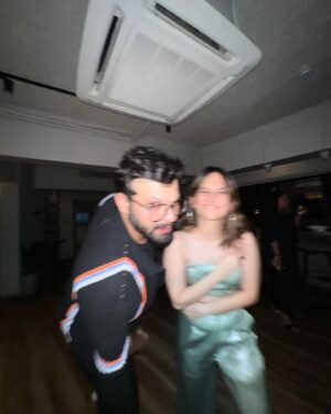 Yashaswini Dayama Instagram - Hi… did I mention it was my birthday last Thursday 😝
Massive love to specifically @threestoriesmumbai @shetroublemaker @makeupbyjanak for making this the most memorable night for not just me but all these fools I LOVE! 
It’s going to be impossible to tag them all and neither do I have pictures with them all- but I’ve been told thats a sign of a good party🥰 
#hbdtome