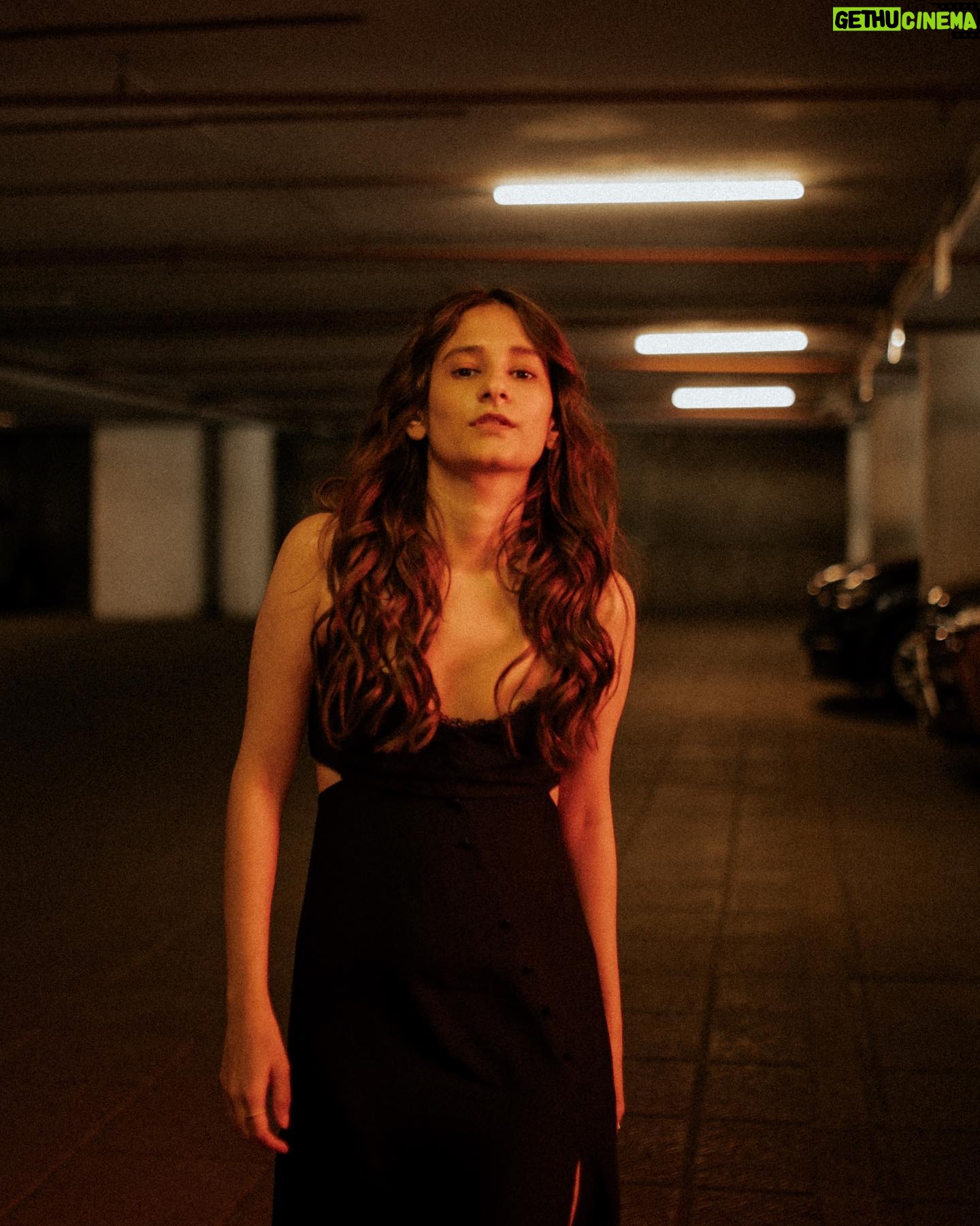 Yashaswini Dayama Instagram - ❤️🔥 . Shot by: @adhyan96 Styled by: @sanooriii Makeup : @makeupbyjanak Hair : @suju_blessed Manager and vibe setter- @sanchitaagnihotri . . #portraits #portraitphotography #parkinggarage #parkinglot #flare #fiery #photography