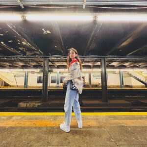 Yashaswini Dayama Instagram - In this world… it’s just us 🫰🏻
.
.
📸 @sitdownbhosle 
#nycsubway #nyc