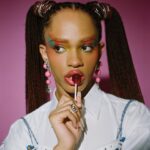 Yasmin Finney Instagram - “There’s so much hope for the Tv&Film Industry now. I certainly never had an Elle — someone to watch on screen and think ‘that’s me!’ We see a lot of queer coverage but it’s mainly in the US I think there is a lack of representation here in the UK, especially black queer representation… So… to be the forefront of this dazzles my mind.” I had a ball talking to @wonderland about all things @heartstoppertv catch me in the summer 22 issue!❤️ Photography by @jackalexanderuk Fashion by @thomasgeorgewulbern Words by @phoebeshardlow Hair by @amahairsalon & @mytentoryours Makeup by @minnie_mua Editorial Director @huwgwyther Art Director @jeffreythomson