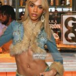 Yasmin Finney Instagram - Blonde Yaz Unlocked