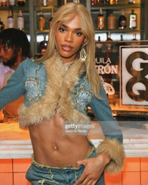 Yasmin Finney Instagram - Blonde Yaz Unlocked