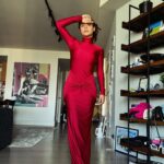 Yassi Pressman Instagram - I refuse to be small, I will try to light up every room I walk in to, I will give the world my love because i am so lucky to be living in and around its beautiful energy. 18 days before my birthday & i’ll always be grateful for another day, another month, another year. 🤍