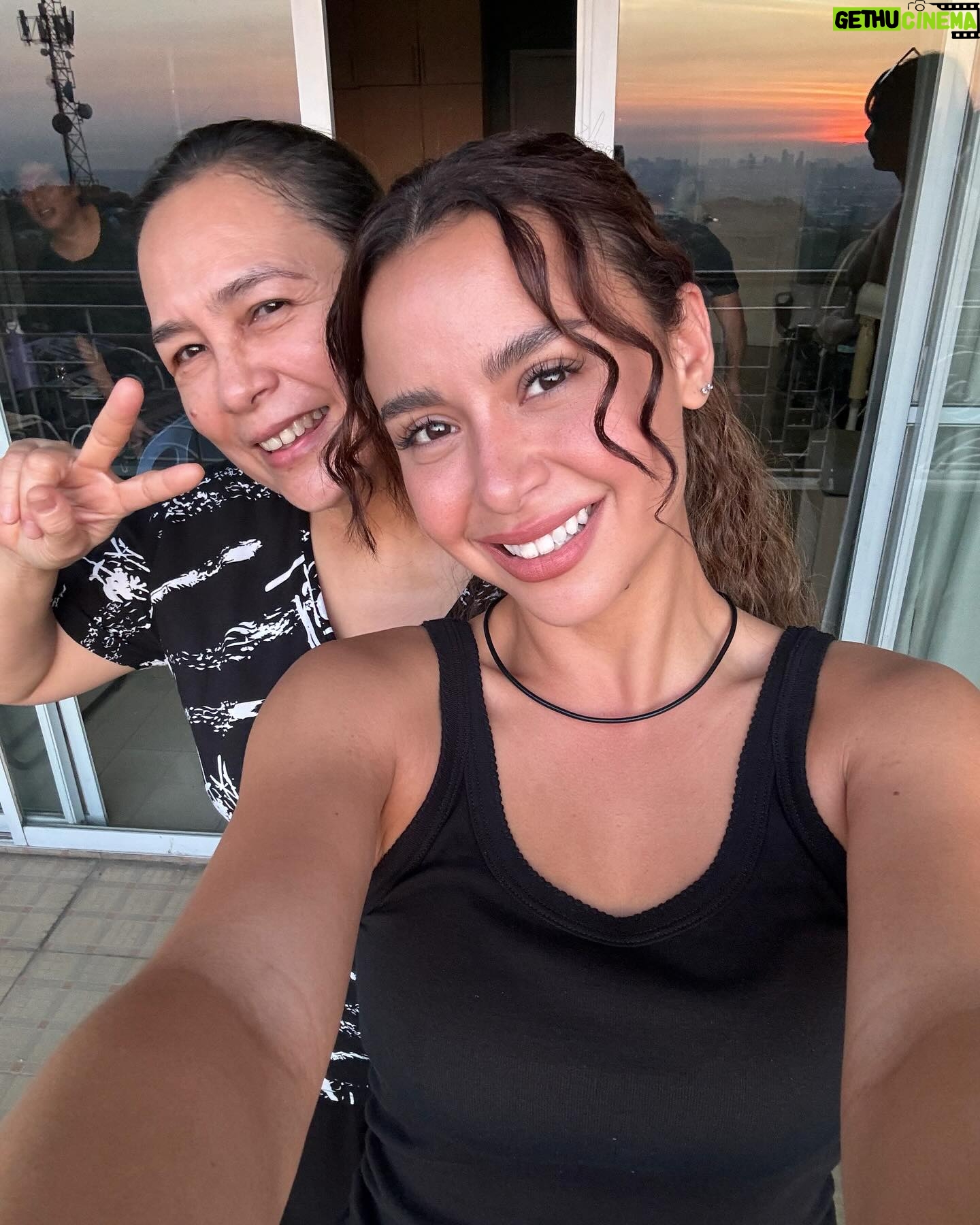 Yassi Pressman Instagram - I refuse to be small, I will try to light up every room I walk in to, I will give the world my love because i am so lucky to be living in and around its beautiful energy. 18 days before my birthday & i’ll always be grateful for another day, another month, another year. 🤍