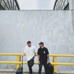 Yedinson Flórez Instagram - De meros loquitos, rumbo a Yopal, Casanare, a competir en el Festival Internacional ‘Rey de Copleros’. ¡Contrapunteo puro! (El verdadero viacrucis 😅) 📸 @eldelasfotos
