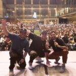 Yedinson Flórez Instagram - La rueda sigue girando, ayer fue Atlanta, y hoy y mañana sigue la casa llena en Boston… Estamos demostrando que la USA está llena de criollos. ♥️🐶 @lokilloflorez | @jpypunto | @eldelasfotos 📷 @jbeltran_rec
