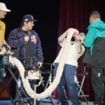 Yedinson Flórez Instagram - Vivimos dos noches muy chimbas en Medellín. Gracias a la manada por siempre llenar los recintos con sus risas 🐕 Ahora la cita es en Bogotá en la Fiesta de los Criollos. A quién vemos allá? Boletería disponible en el link de la bio ‼️ #PerrosCriollos 🎥 @lopvisual