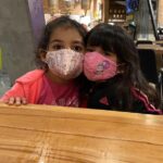 Yekta Naser Instagram - سوفيا و سيلوانا#ماسك_بزنيم