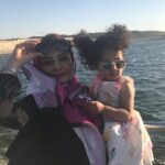 Yekta Naser Instagram - كودكان يكى از زيباترين پديده هاى هستى هستند كه در لحظات نااميدى از همه تلخى هاى زندگى مى توانند با پاكى و شفافيت و شادمانى هاى ديدنيشان درخشش اميد را در قلب و ذهنمان پديدار كنند و تشويق مان كنند تلاش كنيم دنيا را جاى بهترى براى آنها بسازيم .براى همه كودكان جهان . روز جهانى #كودك مبارك#روز_جهانى_كودك #يكتا_ناصر #منوچهر_هادی
