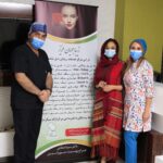 Yekta Naser Instagram - در كنار خانوم دكتر دادگر و همسر محترمشون دكتر صفايى @dr.mojgansadatdadgar @dr.sinasafaei دكتر دادگر سوفيارو به اين دنيا آوردن و هر چه از مهربانيشون بگم كمه