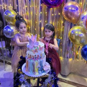 Yekta Naser Instagram - سیلوانای جانم تولدت مبارک #نیکتا_ناصر 
@niktanaser 
@alirezajalousi