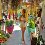 Yeliz Yeşilmen Instagram – Geçmişte her ne olduysa bırak gitsin çünkü şimdi artık önemli değil önemli olan tek şey şu an olmayı istediğin kişi ve yaşamak istediğin hayat