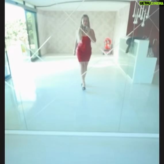 Yeliz Yeşilmen Instagram - Muhteşem bir organizasyondan arak alanlar videoları kaydırarak izleyebilirsiniz Ceyhan Belediye başkanımıza tüm ekibe çok çok teşekkür ediyoruz nice nice festivallere @baskanhulyaerdem @ceyhanbeltr #yelizyeşilmen #ceyhan #zeytinfestivali #festival #öneçıkar #keşfetteyiz