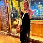 Yeliz Yeşilmen Instagram - Şu şeytan bakışlardan içi fesatlardan ruhu pis dışı pis içi pis insanlardan Allah korusun düşmanım la dost olup dans etmeyi acılarımla dalga geçmeyi öğrendim ben hepimizi.#yelizyeşilmen #instgram #fyp #dubai #ikeşfet #öneçıkar #instagood #emirates