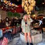 Yeliz Yeşilmen Instagram - İnsan ulaşamadığı herşeyin delisi ,ulaştığı herşeyin nankörüdür net.Size en büyük nankörlüğü kim yaptı yazın.Benim hayatım nankör defilesine döndü #yelizyeşilmen #fyp #öneçıkar #keşfet #turkshstars