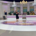 Yeliz Yeşilmen Instagram - Atv mutfak bahane programının ramazan çekimlerini de yaptık tüm ekibe teşekkür ediyorum ATV ekranlarında altıncı kere jüri olarak bu programda olmak benim için onur ve gurur @atvmutfakbahane @atvturkiye #yelizyeşilmen #singer #öneçıkar #kesfetteyiz #instgram #instagood