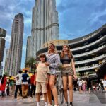 Yeliz Yeşilmen Instagram - Herkes kendi mutluluğunun demircisidir. @asya_tu13 #yelizyeşilmen #dubai #instagood #fyp#kesfet #dubaimall #dubaiburjkhalifa #emirates