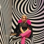 Yeliz Yeşilmen Instagram - Yılanı deliğinden çıkarmak için tatlı dil dökmedim dökmem .Deliği tıkarım yılan o delikten çıkmak için bana bi ömür dil döker 🐍🐍🐍🐍🐍🐍🐍 #yelizyeşilmen #instagram #fyp #instagood #öneçıkar #keşfet #yılan kimler dil döktü döküyor kimler burnundan kıl aldırmıyor