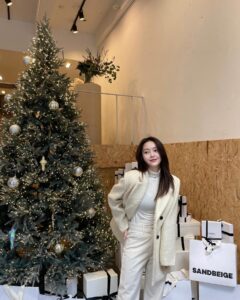 Yeo Joo-ha Instagram - Sandbeige🤍❄️
