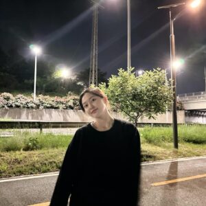 Yeo Joo-ha Instagram - ദ്ദി❁´◡`❁) 

오월이라 랄 라 룰루 랄 라

갈때마다 사진을 찍게 돼요, @sonyounaclinic