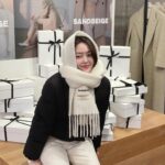 Yeo Joo-ha Instagram - Sandbeige🤍❄️