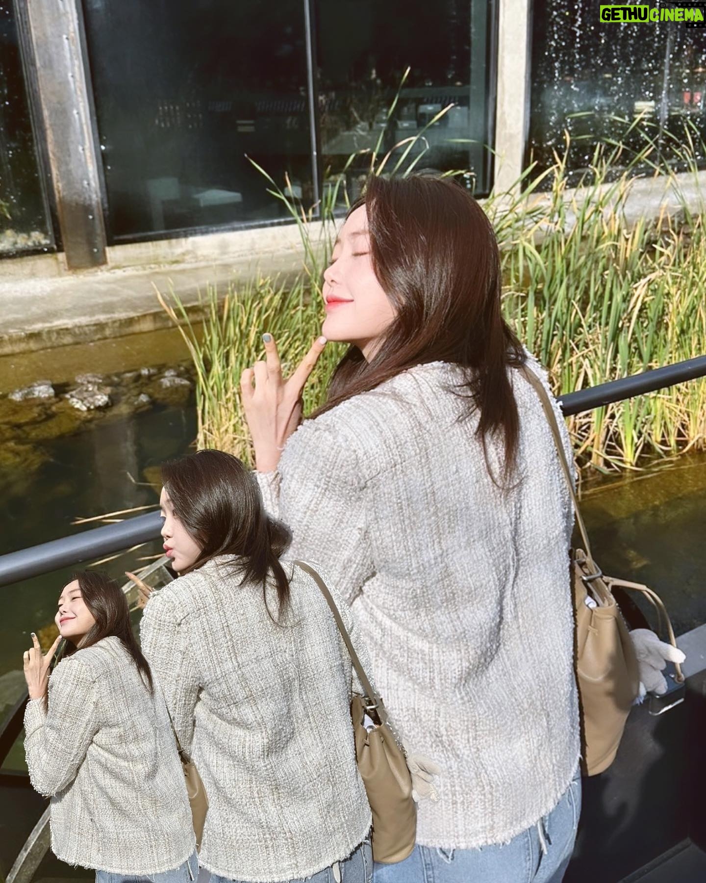Yeo Joo-ha Instagram - Things that caught my interest N the moments which how i sent this fall