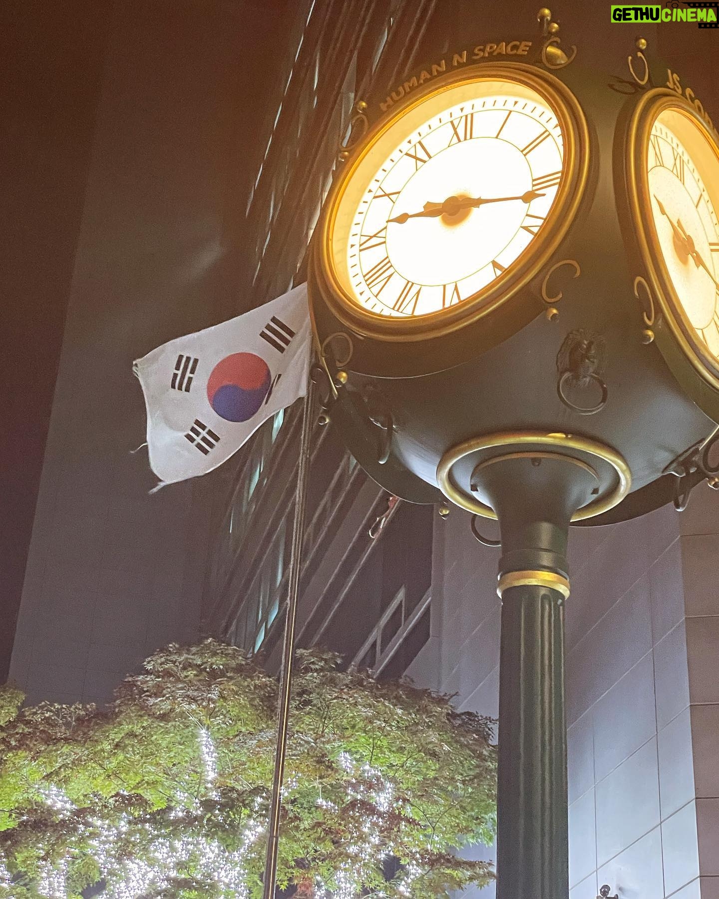 Yeo Joo-ha Instagram - Things that caught my interest N the moments which how i sent this fall