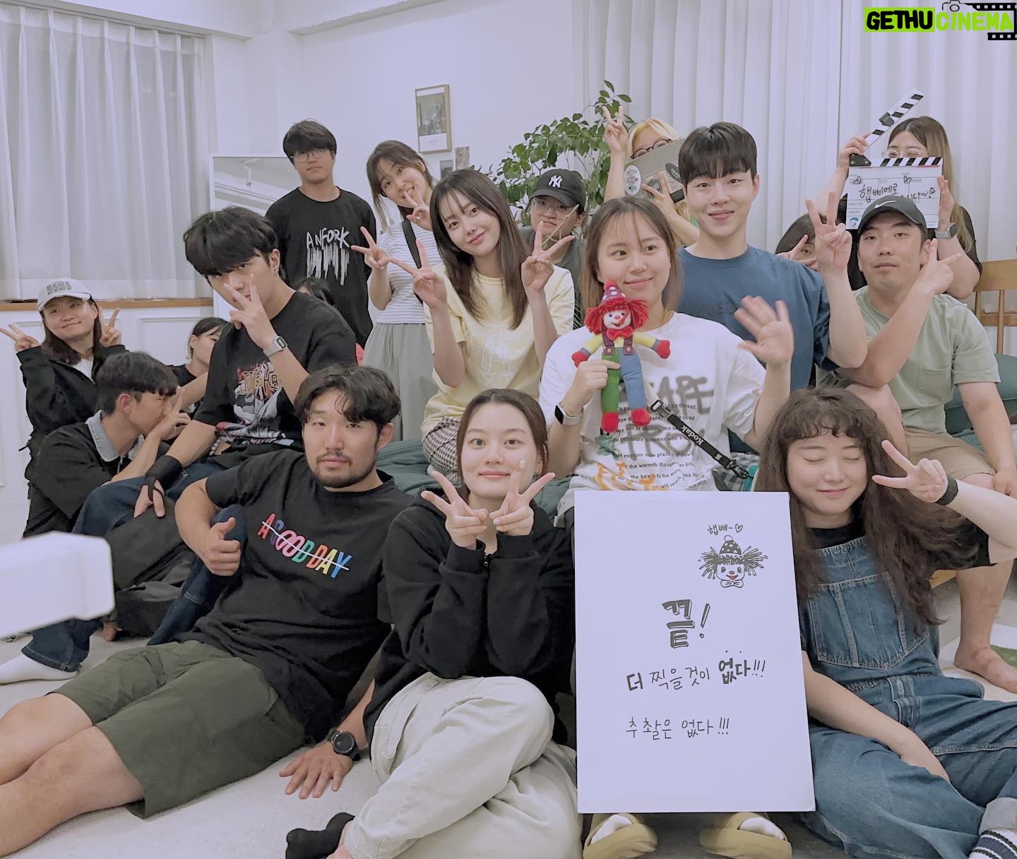 Yeo Joo-ha - 54.7K Likes - 한여름 만큼 뜨거웠던 단편 촬영🤡🎵🎞️📽️