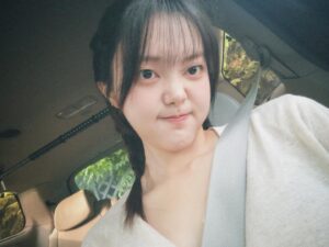 Yeo Joo-ha Instagram - 요즘 유일하게 찾아가는 유나쌤🐱