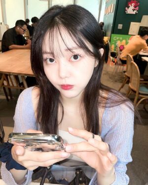 Yeo Joo-ha Instagram - ☀️💦