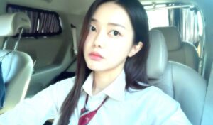 Yeo Joo-ha Instagram - Got a helped because my face gets puffy puffy in the morning..