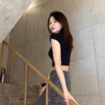 Yeo Joo-ha Instagram – Flashlight  터트렸을때랑~ 안터트렸을때랑~ 잘장🌝