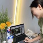 Yeo Joo-ha Instagram - 뒤늦은 배웅이지만 잘B가Y라E 2023. 난 이제 2024와 행복할게!