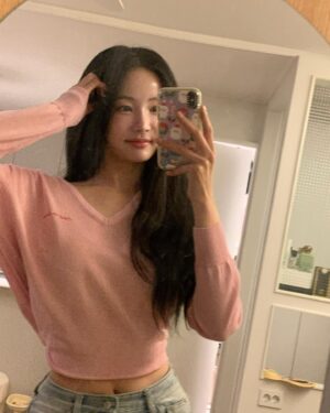 Yeon-woo Instagram - 다들 잘자