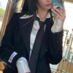 Yeon-woo Instagram - 저기요 배 보여요