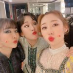 Yeonjung Instagram - 정말 오늘 너무 행복해서 언니들과 몇번을 울컥했던 공연이였어요🥺💕 오늘도 많이 보러와주셔서 감사합니다🙏 보든가 자매와 (영미언니는 브리짓 되러감)