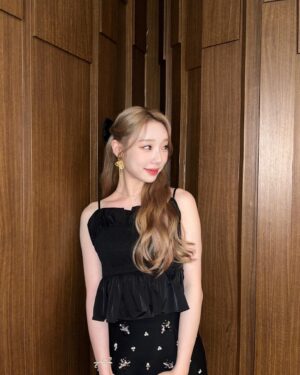 Yeonjung Instagram - 🖤