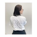 Yoh Yoshida Instagram - リクエストにお答えして、 マトウヒツジin東京のスタッフTシャツを、大阪枚方で限定販売することになりました。 コットン100%、柔らかくて着心地抜群のマトヒツT。 普段から私も愛用しているマトヒツ靴下。 いずれも大阪で買えますよ、と。 もちろん、半衿やエコバッグほかも会場限定価格にて販売。 この機会に、 ぜひヒツコとお揃いに♡ In response to your request, we will be selling Matou Hitsuji staff T-shirts in Hirakata, Osaka. In addition to the puzzle socks that I usually use, we also have half-collars and envelopes. Please take this opportunity to purchase. #マトウヒツジ #グッズ #大阪枚方蔦屋書店 #いよいよ今週末 #みなさまお待ちしてます