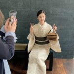 Yoh Yoshida Instagram - 「#美しいキモノ」夏号 本日発売。 日本の美しき夏の装い 「上布」をピックアップ。 "Utsukushii KIMONO" released today! Picking up the beautiful Japanese summer clothing "Jofu". PH:Kayoko Asai HM:Masako Ide DR:Harumi Odagiri #ピースはやめなさいと #よく怒られた #ので「2」です #またはかたつむり #🐌